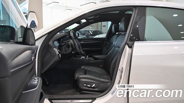 BMW 6 Series GT (G32) 620d xDrive M Sport 2022 — фото 16