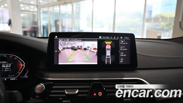 BMW 6 Series GT (G32) 620d xDrive M Sport 2022 — фото 19