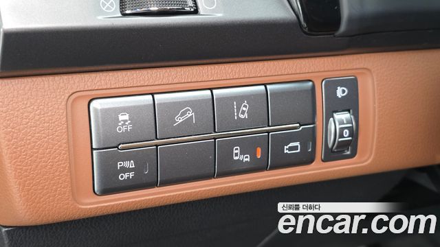 KG Mobility (SsangYong) Rexton Sports Khan Diesel 2.2 4WD Noblesse (5-Link) 2020 — фото 13