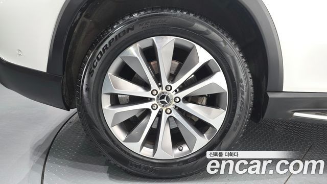 Mercedes-Benz GLE-Class (W167) GLE300d 4MATIC 2023 — фото 5