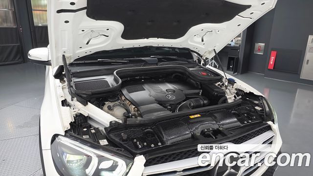 Mercedes-Benz GLE-Class (W167) GLE300d 4MATIC 2023 — фото 6