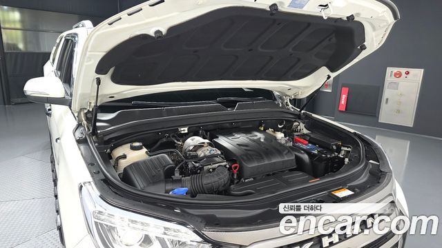 KG Mobility (SsangYong) Rexton Sports Khan Diesel 2.2 4WD Noblesse 2023 — фото 6