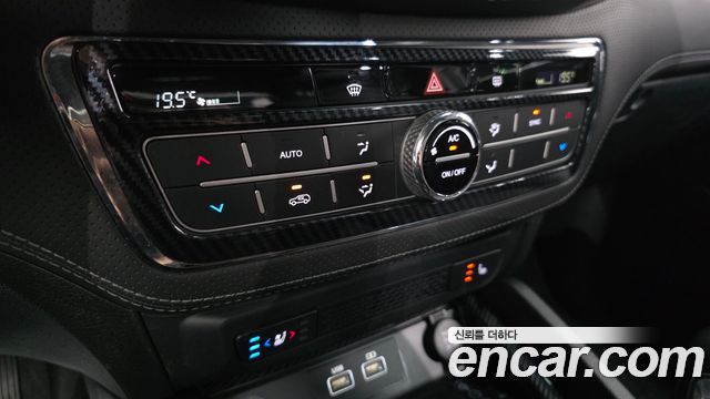 KG Mobility (SsangYong) Rexton Sports Khan Diesel 2.2 4WD Noblesse 2023 — фото 18