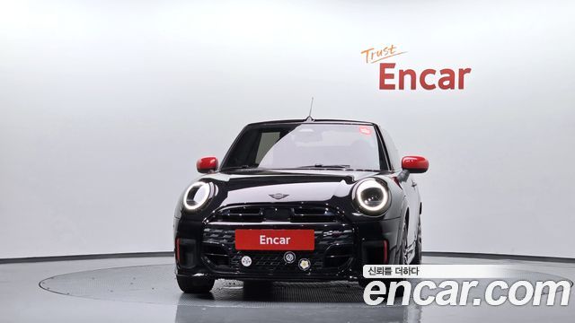 MINI Cooper S Convertible (IV) JCW 2025 — фото 3