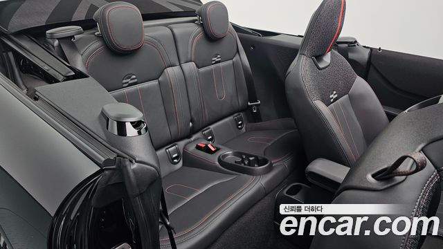 MINI Cooper S Convertible (IV) JCW 2025 — фото 12