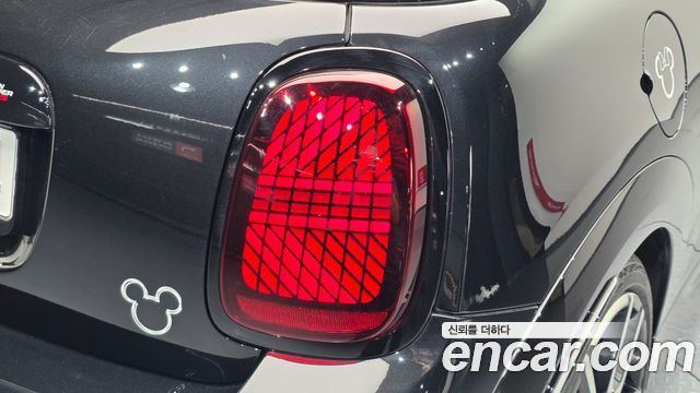 MINI Cooper S Convertible (IV) JCW 2025 — фото 23