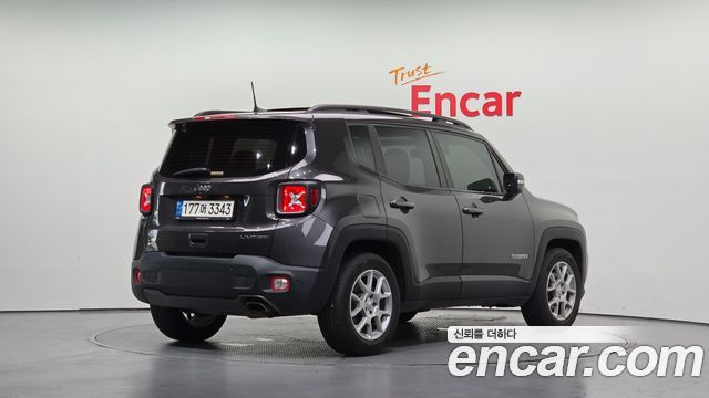 Jeep Renegade 2.4 Limited 2021 — фото 2