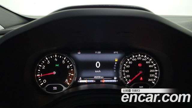 Jeep Renegade 2.4 Limited 2021 — фото 8