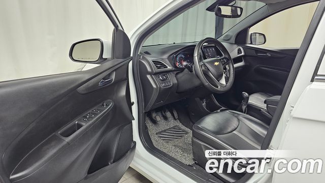Chevrolet Spark LT 2019 — фото 10