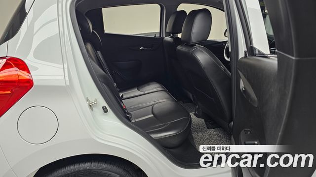 Chevrolet Spark LT 2019 — фото 11