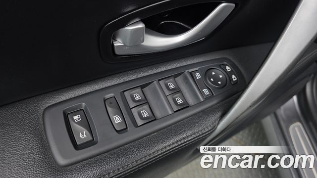 Renault Korea SM7 Nova LPLI 2.0 LPe Disabled 2017 — фото 12