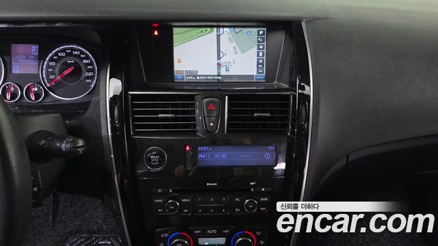 Renault Korea SM7 Nova LPLI 2.0 LPe Disabled 2017 — фото 16