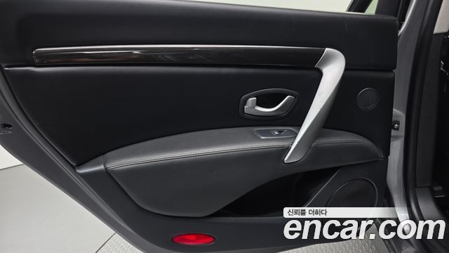 Renault Korea SM7 Nova LPLI 2.0 LPe Disabled 2017 — фото 25