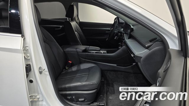 Hyundai Sonata The Edge (DN8) 2.0 Exclusive 2025 — фото 26