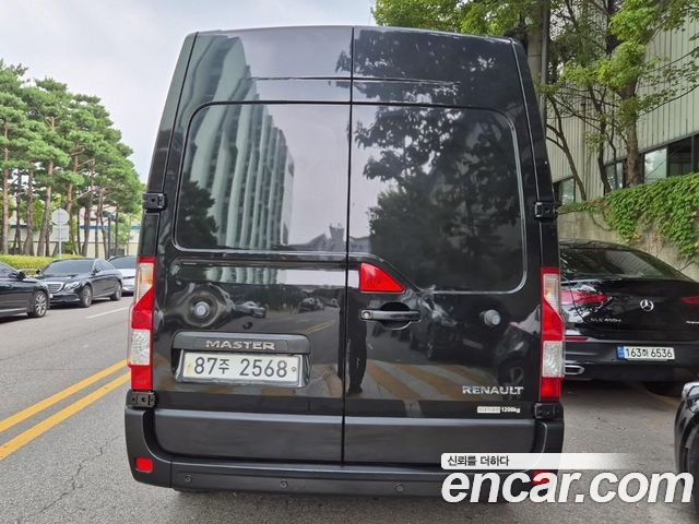 Renault Korea Master 2.3 Van L 2019 — фото 3