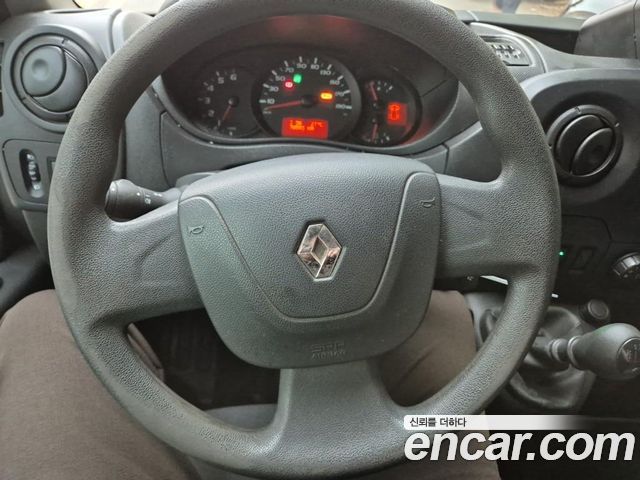 Renault Korea Master 2.3 Van L 2019 — фото 9