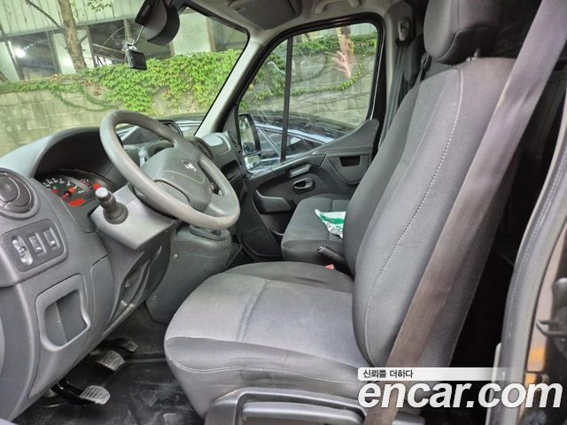 Renault Korea Master 2.3 Van L 2019 — фото 15