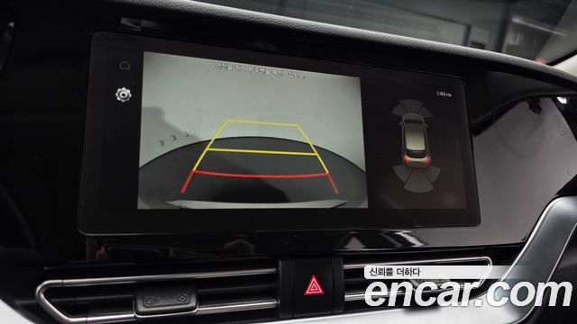 Kia Niro Plus Air 2023 — фото 20
