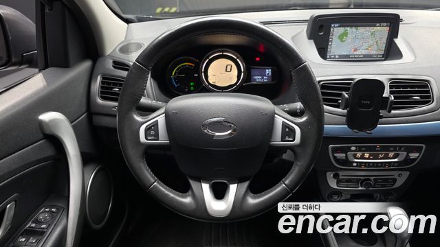 Renault Korea SM3 Z.E. RE 2015 — фото 13