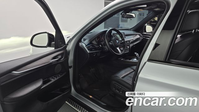 BMW X5 (F15) xDrive 40d 2015 — фото 10
