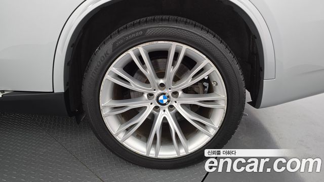 BMW X5 (F15) xDrive 40d 2015 — фото 21