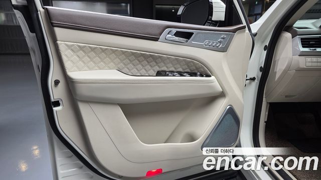 KG Mobility (SsangYong) Rexton Diesel 2.2 2WD Prestige 2021 — фото 24