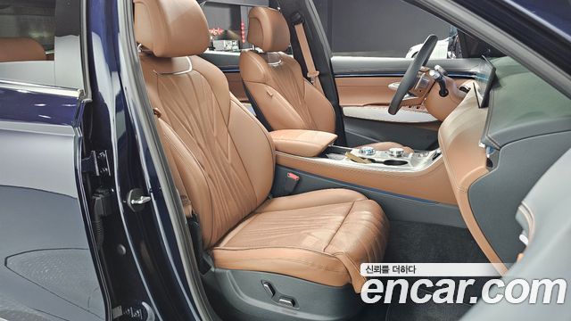 Genesis GV70 2.5T Gasoline 2WD 2025 — фото 32