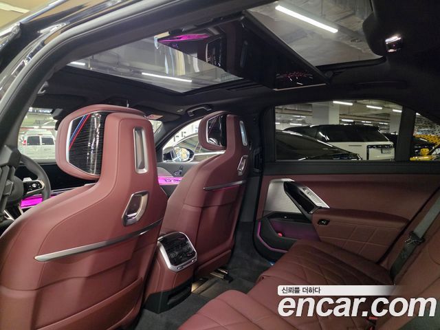 BMW 7 Series (G70) 740i xDrive M Sport 2025 — фото 4