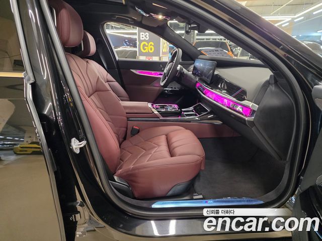 BMW 7 Series (G70) 740i xDrive M Sport 2025 — фото 16