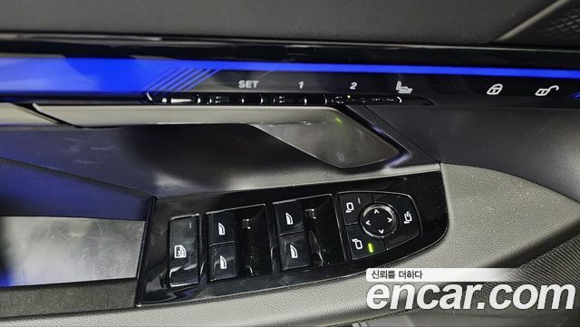 BMW 5 Series (G60) 523d 2025 — фото 19