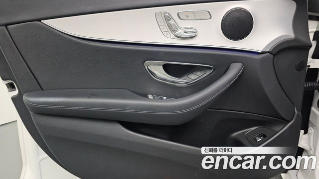 Mercedes-Benz E-Class (W213) E250 Avantgarde 2021 — фото 24