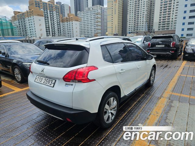 Peugeot 2008 1.6 e-HDi Feline L 2015 — фото 4