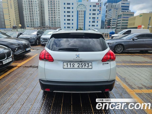 Peugeot 2008 1.6 e-HDi Feline L 2015 — фото 6