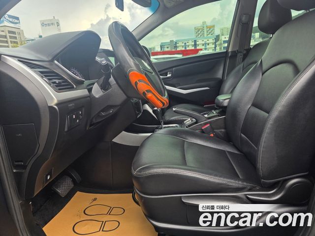 KG Mobility (SsangYong) Korando C 2.2 RX 2WD DLX 2016 — фото 10