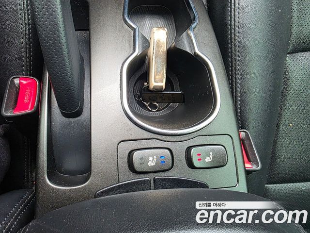 KG Mobility (SsangYong) Korando C 2.2 RX 2WD DLX 2016 — фото 18