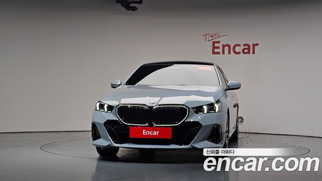 BMW i5 (G60) eDrive 40 M Sport 2025 — фото 3