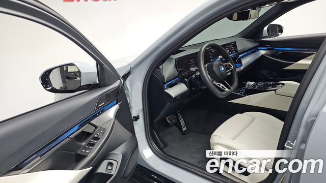 BMW i5 (G60) eDrive 40 M Sport 2025 — фото 10