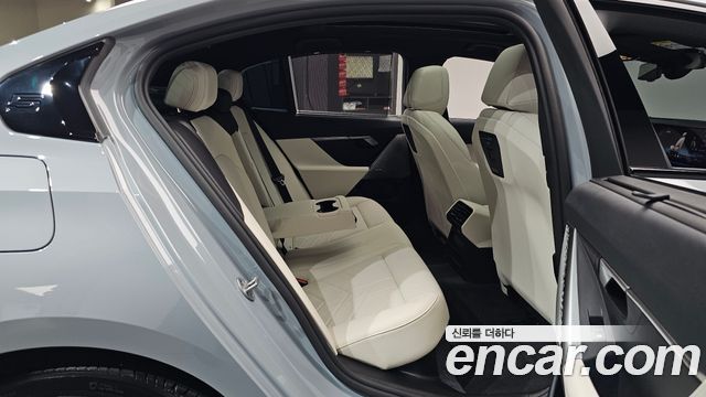 BMW i5 (G60) eDrive 40 M Sport 2025 — фото 11