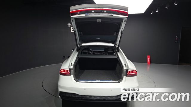 Audi A7 (4K) 50 TDI Quattrp Premium 2023 — фото 20