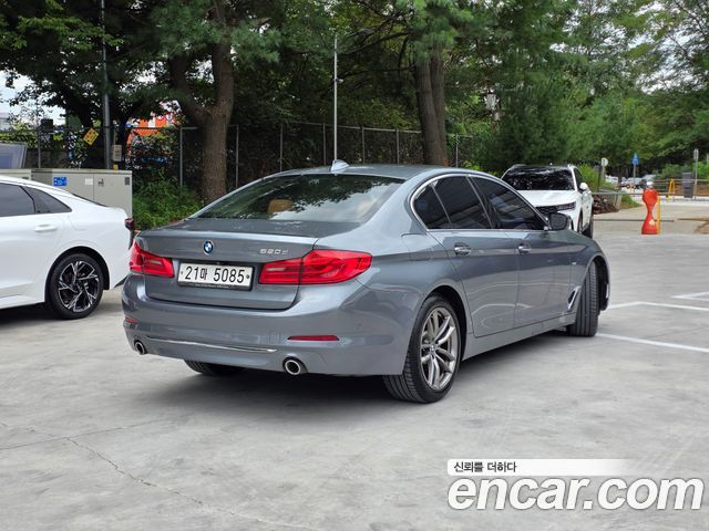 BMW 5 Series (G30) 520d Luxury Special Edition 2018 — фото 2
