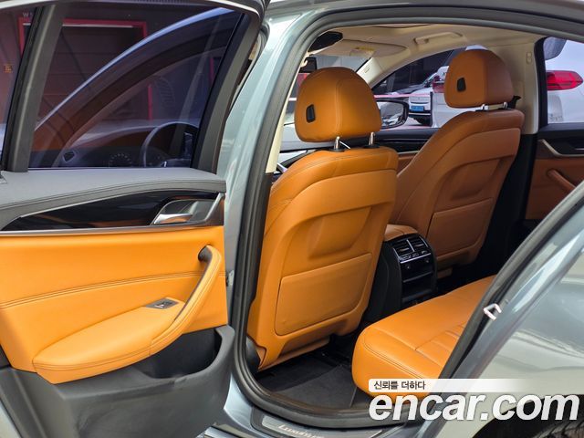 BMW 5 Series (G30) 520d Luxury Special Edition 2018 — фото 7