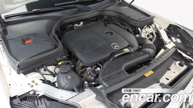 Mercedes-Benz GLC-Class (X253) GLC300 4MATIC 2020 — фото 6