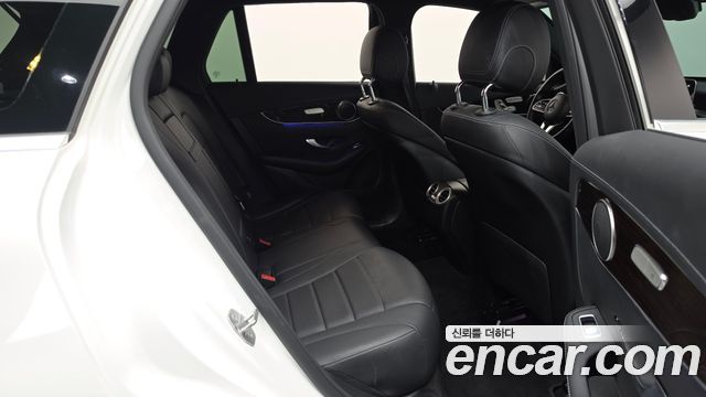 Mercedes-Benz GLC-Class (X253) GLC300 4MATIC 2020 — фото 11
