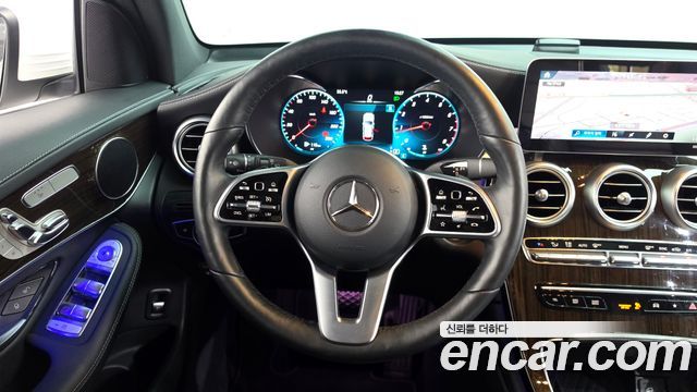 Mercedes-Benz GLC-Class (X253) GLC300 4MATIC 2020 — фото 12