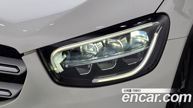 Mercedes-Benz GLC-Class (X253) GLC300 4MATIC 2020 — фото 22