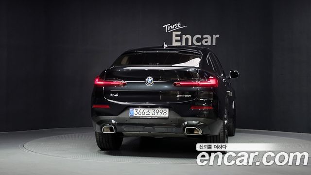 BMW X4 (G02) xDrive20i xLine 2025 — фото 4