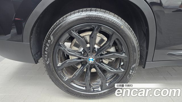 BMW X4 (G02) xDrive20i xLine 2025 — фото 5