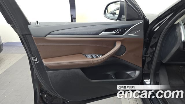 BMW X4 (G02) xDrive20i xLine 2025 — фото 24