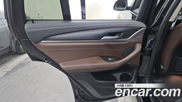 BMW X4 (G02) xDrive20i xLine 2025 — фото 25