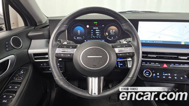 Hyundai Sonata The Edge (DN8) 2.0 Exclusive 2024 — фото 12